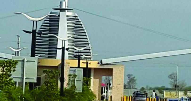 Near Orchard Theme Park Plot For Sale In Bahria Orchard Phase 1