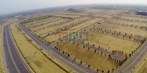 Precinct 8 250 sq yards Plots